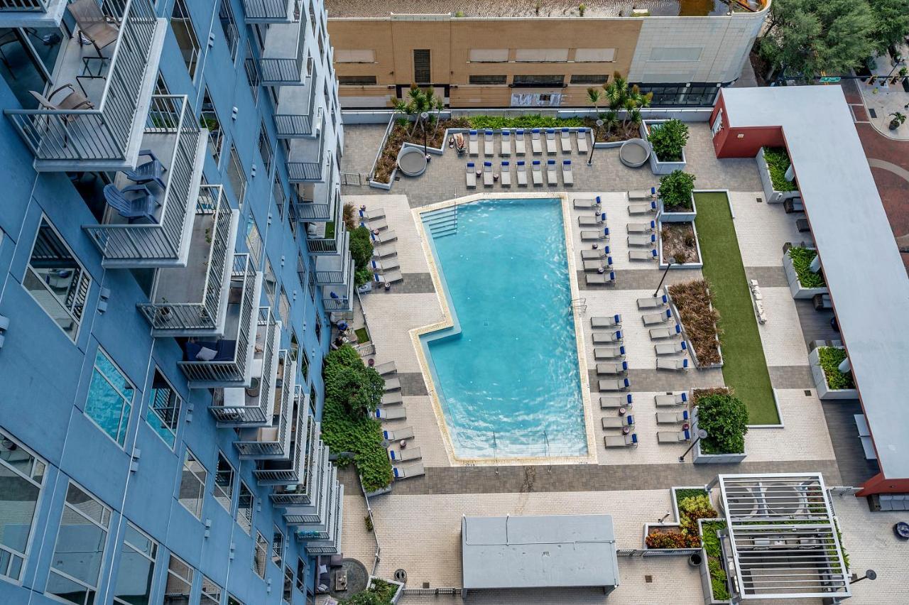 Luxury 1 Bedroom With Den Downtown Tampa Apt - City Views, Rooftop Pool, Workspace Kültér fotó