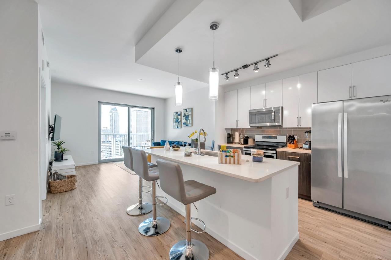 Luxury 1 Bedroom With Den Downtown Tampa Apt - City Views, Rooftop Pool, Workspace Kültér fotó
