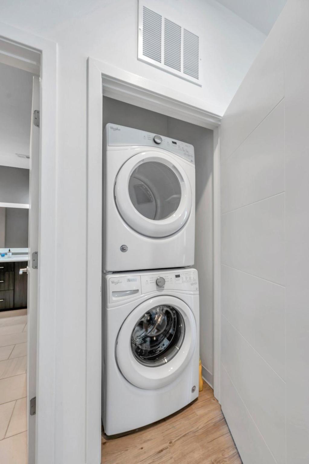 Luxury 1 Bedroom With Den Downtown Tampa Apt - City Views, Rooftop Pool, Workspace Kültér fotó