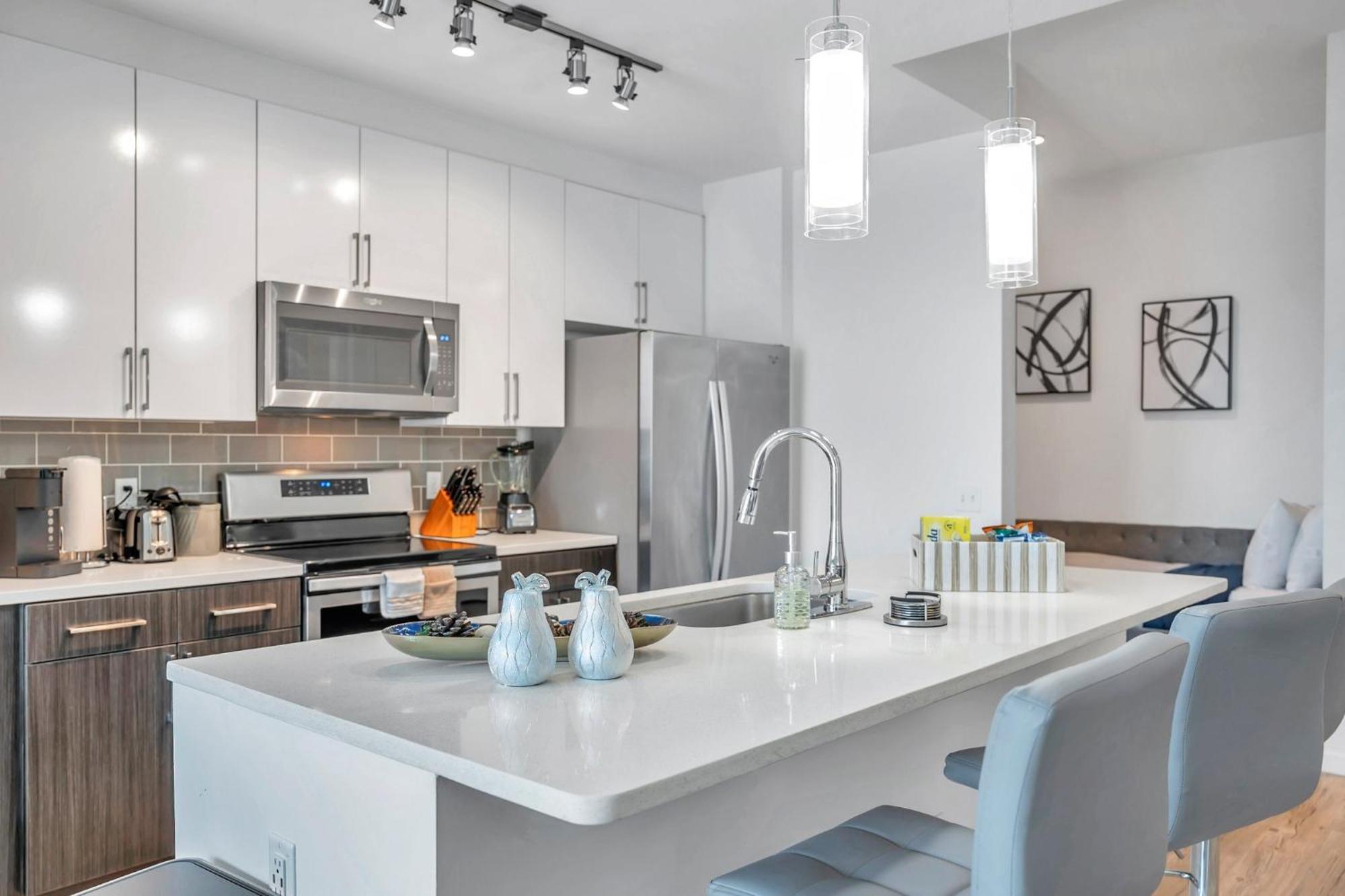 Luxury 1 Bedroom With Den Downtown Tampa Apt - City Views, Rooftop Pool, Workspace Kültér fotó